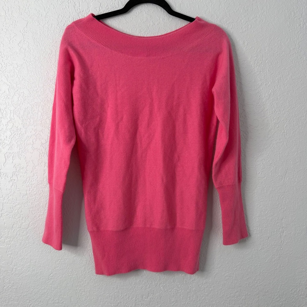 Alice + Olivia Hot Pink 100% Cashmere Boat Neck Sweater FLAWED‎